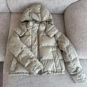 룰루레몬 라이트 그린 Wunder Puff 다운 자켓 사이즈 4