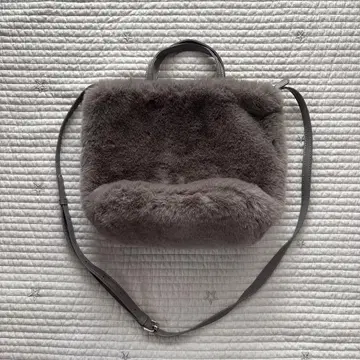 두 세 두 C 퍼 숄더백