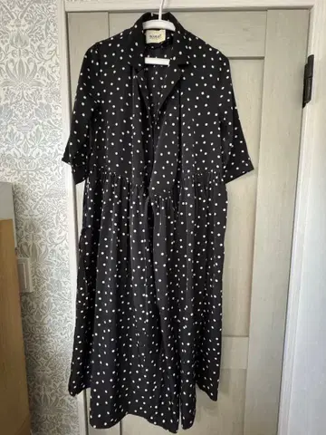 BEANS BOUT 도트 무늬 셔츠 원피스 반팔