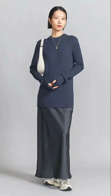 택 포함 새상품 뷰티&유스 핑거홀 리브 니트