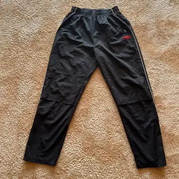 엄브로 블랙 윈도우 팬츠