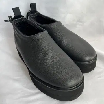 BEAUTIFUL SHOES 토시노스케 타케가하라 슬립온 블랙 24