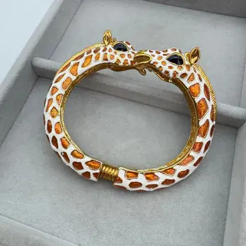 [ 인기 ] KENNETH JAY LANE 뱅글 기린 골드 오렌지