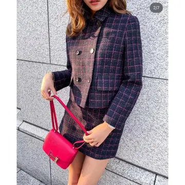 셰리에 네이비 계열 체크 더블 버튼 테일러드 자켓 세트