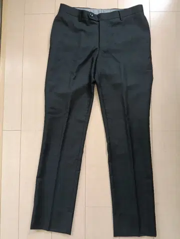 울 실크 블랙 슬랙스 허리 82cm