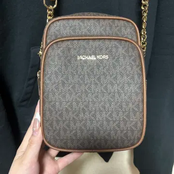 MICHEAL KORS 백