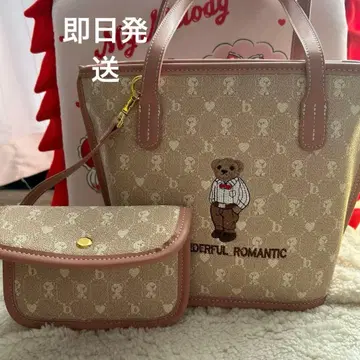 곰 자수 핸드백