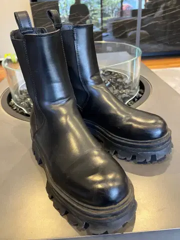 ZARA 청키 트랙 밑창 첼시 부츠 42 27cm