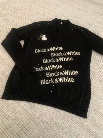 새상품급 블랙&화이트 여성용 골프 스웨터 사이즈 2