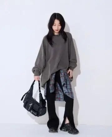 이번 시즌 출시! 리브 니트 플레어 팬츠