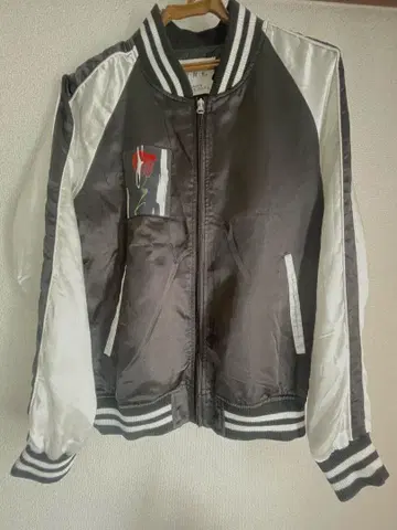 Kingly Mask 스카잔 블랙/화이트