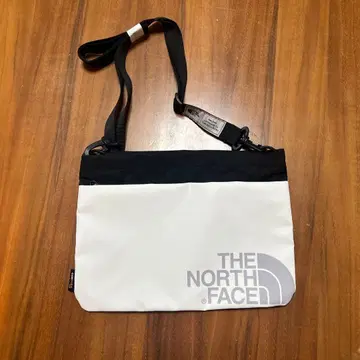THE NORTH FACE 숄더백 화이트/블랙