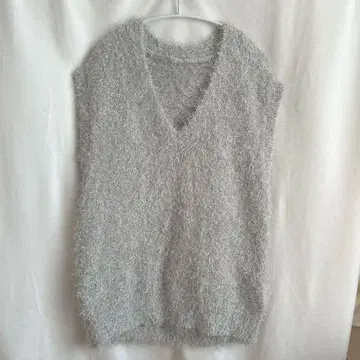 [ 미사용 새상품 ] VIS 샤기 니트 베스트 실버 프리 사이즈
