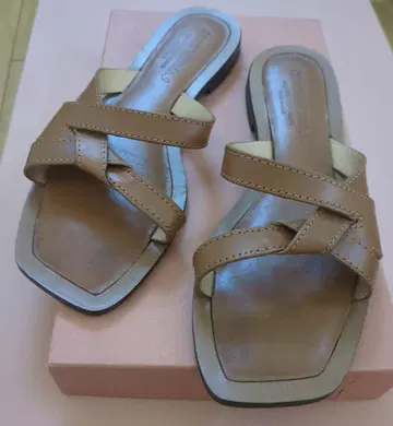 코르소 로마 샌들