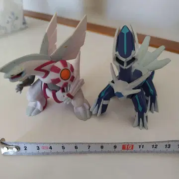 포켓몬 피규어 2개 세트 디아루가 펄기아 몬코레? 중고