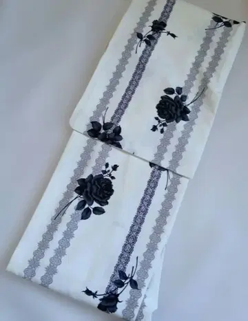 블랙 장미 SEIKOMATSUDAkimono 마츠다 세이코