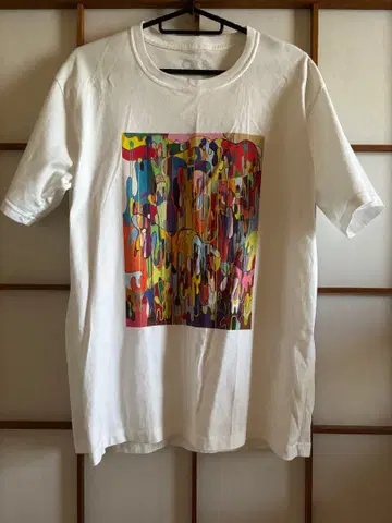 얀체온텐바르 T셔츠 M 사이즈