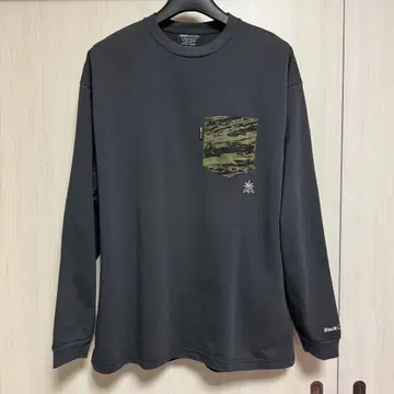BACK CHANNEL LION CAMO POCKET LS TEE