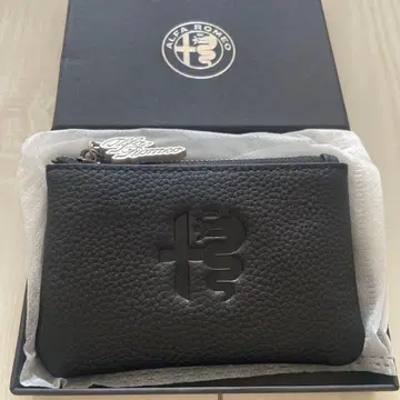 알파 로메오 가죽 파우치