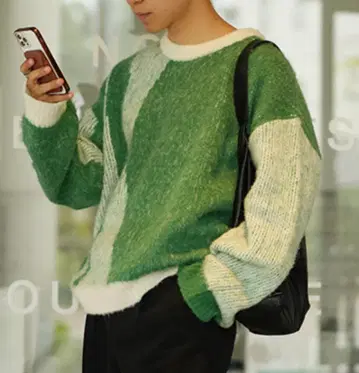 NUGU clutch 알파카 아트 워크 브러쉬 니트 그린