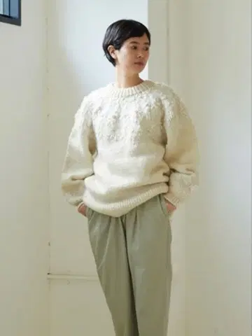 yuni 네팔 핸드니트 자카드 풀오버 아이보리