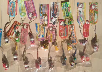 지역 한정 키티, 수지 스트랩, 묶음 판매