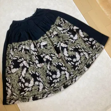 핑크하우스 롱 스커트 마가렛 패턴 꽃무늬 맨투맨 소재