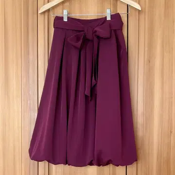 axes femme 클래식 벌룬 스커트 와인 M 사이즈