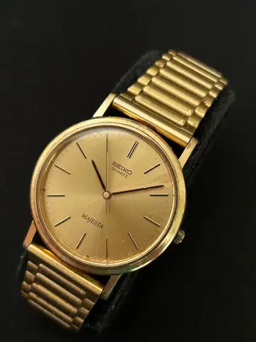 세이코 마제스타 쿼츠 골드 작동 중