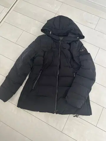 YATIRAS 후드 부착 다운 자켓