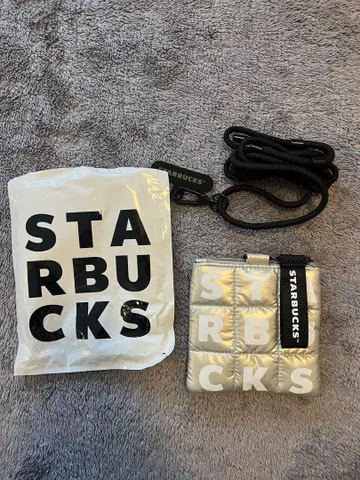 싱가포르 STARBUCKS 실버 퀼팅 파우치