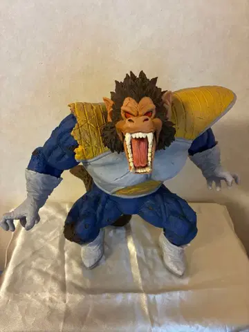 드래곤볼 사이어인 대원숭이 피규어