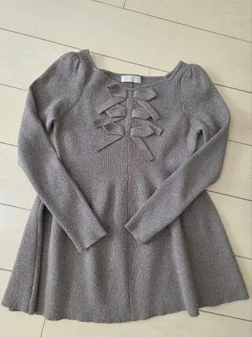 [ 미사용 새상품 ] CELFORD 니트탑 2024