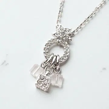 [ 새상품급 ] SWAROVSKI 스와로브스키 목걸이 스타 큐브
