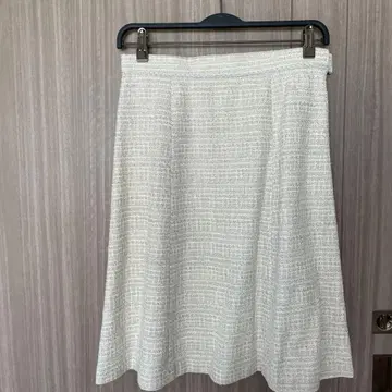 KUMIKYOKU 아이보리 타이트 스커트 사이즈 3