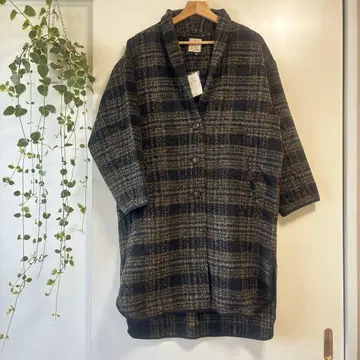 새상품 택 포함 루프얀 체크 코트