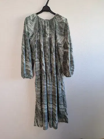 라디에이트 긴팔 원피스 그린 계열