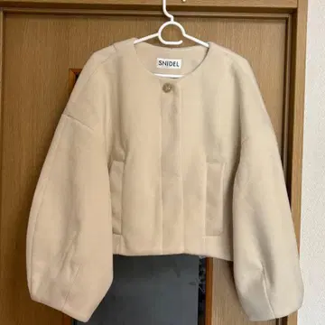 SNIDEL 베이지 벌룬 슬리브 자켓