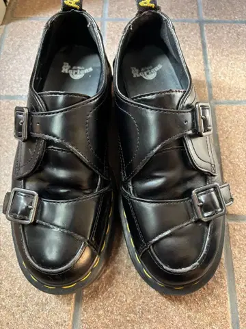 닥터 마틴 통굽 버클 UK5