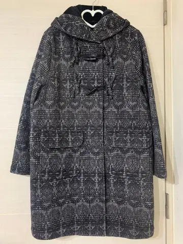 후드 부착 더플 코트 블랙 계열 체크