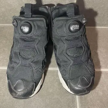 리복 인스타 펌프 퓨리 블랙