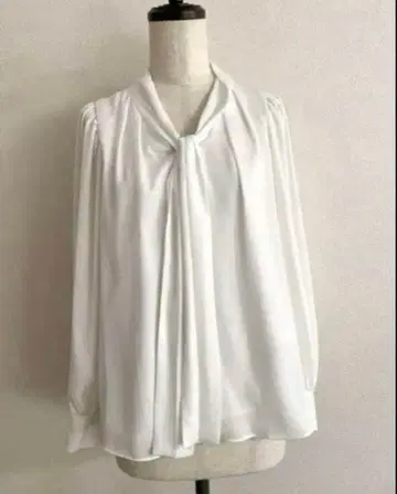 Mystrada 고급 보타이 셔츠