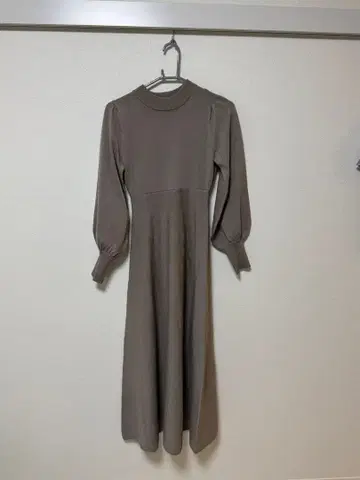 리젝시 롱 플레어 니트 원피스 S