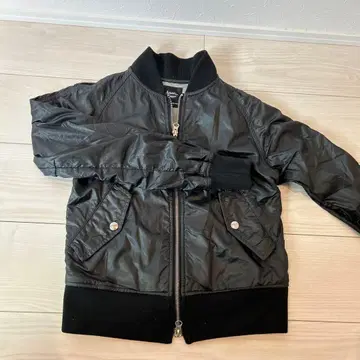 어나더 에디션의 아우터