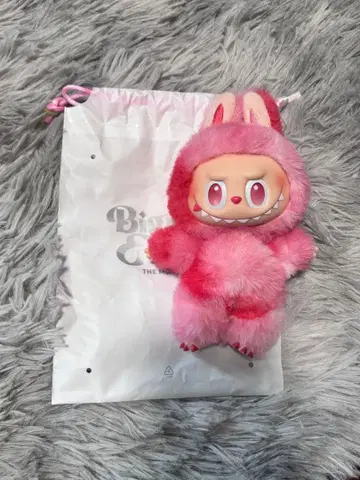 [정품] LABUBU 빅 인투에너지 러브