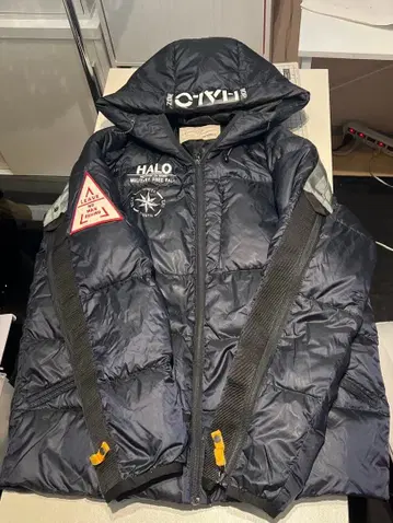 MF-4 다운 자켓 후드 부착