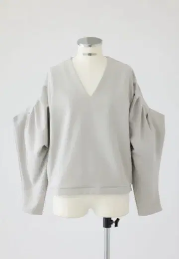 RIM.ARK 볼륨 슬리브 브이넥 PO