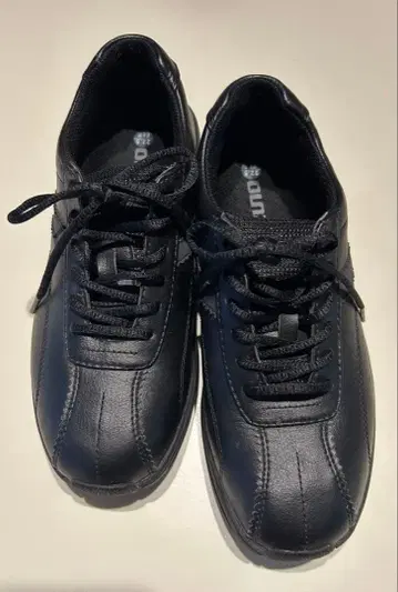 미즈노 블랙 가죽 워킹화