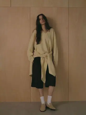 울 칼제 턱 숏팬츠