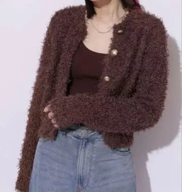 이번 시즌 새상품 미사용 택 포함 Mystrada 페더 가디건